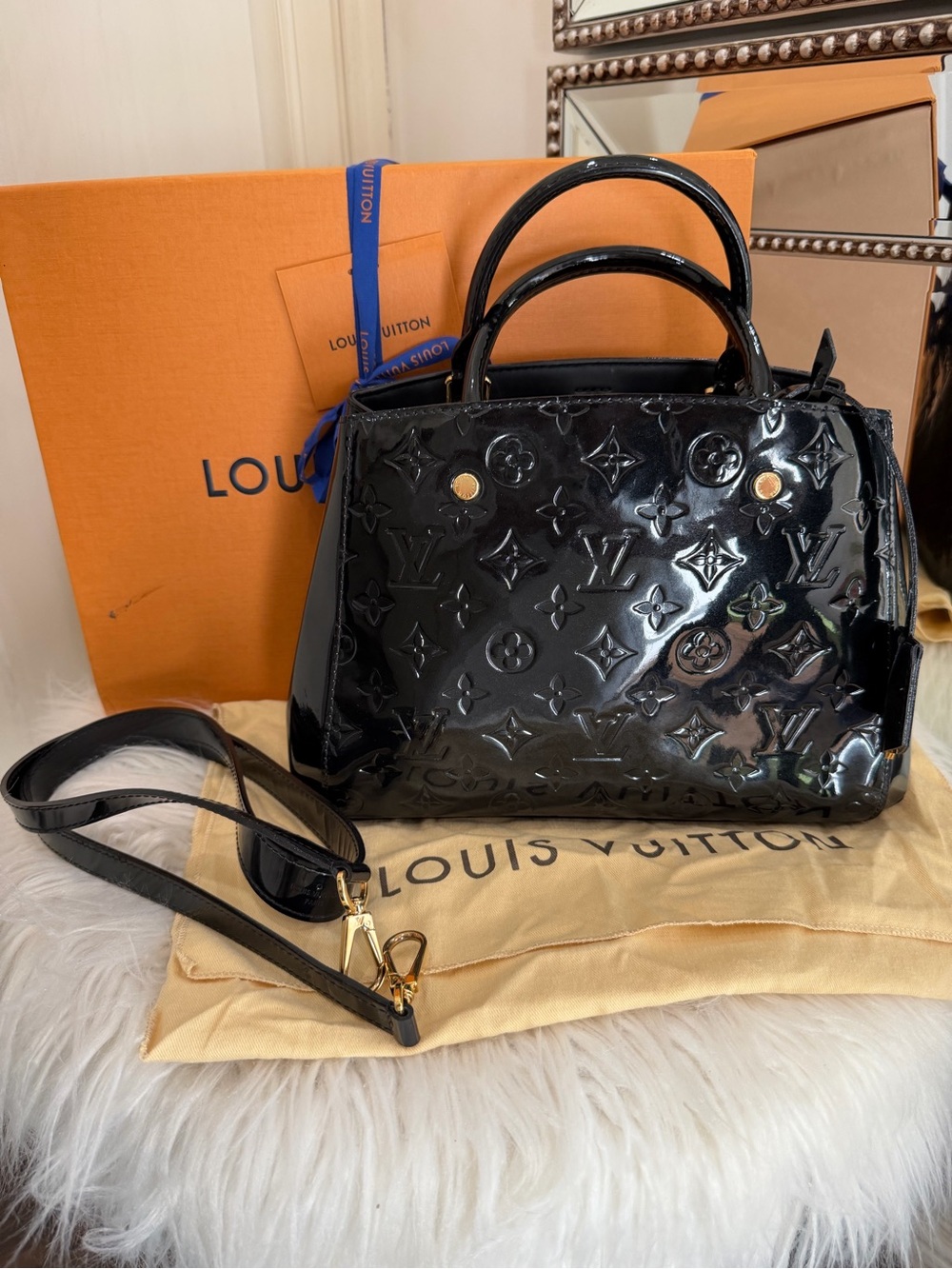 Louis Vuitton Montaine BB Monagram Vernis Black Patent Leather Bag